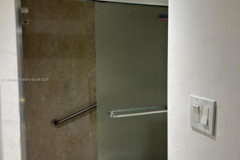 Copropriété à vendre à Lauderhill, Floride: 3 chambres, 147.06 m2 № 1897138 - photo 9