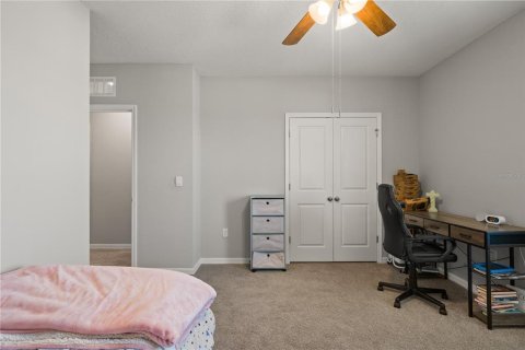 House in Wesley Chapel, Florida 5 bedrooms, 272.58 sq.m. № 2126526 - photo 27
