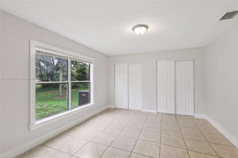 House in West Palm Beach, Florida 4 bedrooms, 198.63 sq.m. № 1887156 - photo 23