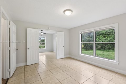 House in West Palm Beach, Florida 4 bedrooms, 198.63 sq.m. № 1887156 - photo 26