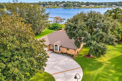 Villa ou maison à vendre à Clermont, Floride: 3 chambres, 176.89 m2 № 2390820 - photo 4