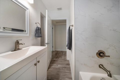 Casa en venta en Saint Petersburg, Florida, 3 dormitorios, 134.71 m2 № 1798390 - foto 19