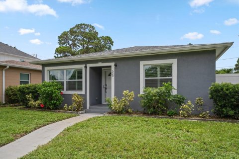 Casa en venta en Saint Petersburg, Florida, 3 dormitorios, 134.71 m2 № 1798390 - foto 2