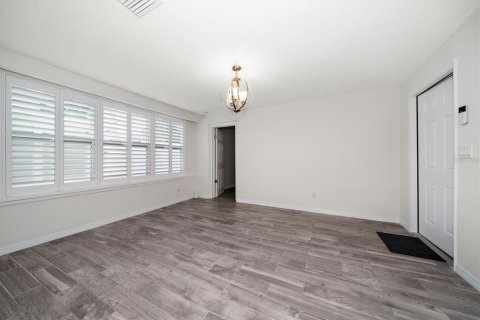 Casa en venta en Saint Petersburg, Florida, 3 dormitorios, 134.71 m2 № 1798390 - foto 21