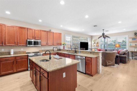 Villa ou maison à vendre à Boynton Beach, Floride: 6 chambres, 333.24 m2 № 1842412 - photo 5