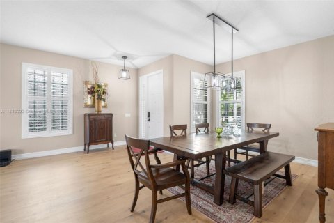 Villa ou maison à vendre à Boynton Beach, Floride: 6 chambres, 333.24 m2 № 1842412 - photo 4