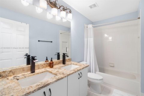 Villa ou maison à vendre à Boynton Beach, Floride: 6 chambres, 333.24 m2 № 1842412 - photo 29