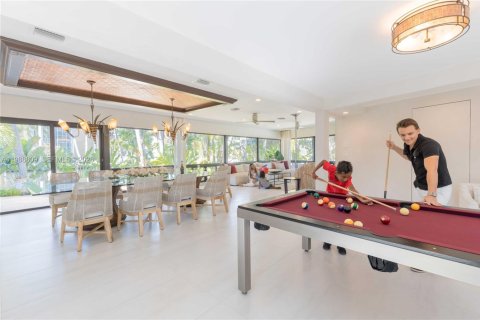 Villa ou maison à vendre à Wilton Manors, Floride: 5 chambres, 335.47 m2 № 2048294 - photo 7