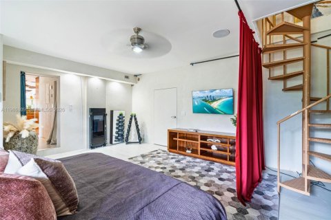 Villa ou maison à vendre à Wilton Manors, Floride: 5 chambres, 335.47 m2 № 2048294 - photo 29