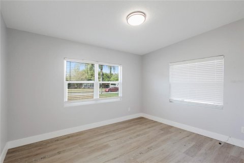 Casa en venta en Orlando, Florida, 3 dormitorios, 155.24 m2 № 1911890 - foto 27