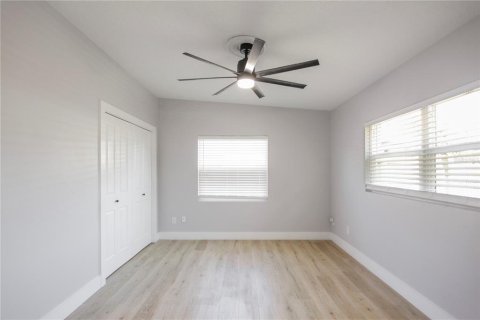 Casa en venta en Orlando, Florida, 3 dormitorios, 155.24 m2 № 1911890 - foto 20