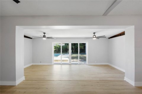 Casa en venta en Orlando, Florida, 3 dormitorios, 155.24 m2 № 1911890 - foto 16