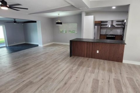 Casa en venta en Orlando, Florida, 3 dormitorios, 155.24 m2 № 1911890 - foto 9