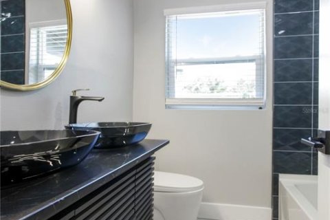 Casa en venta en Orlando, Florida, 3 dormitorios, 155.24 m2 № 1911890 - foto 28