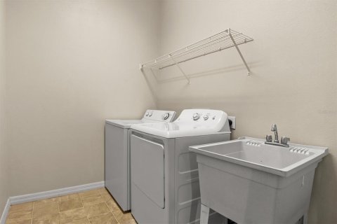 Casa en venta en Lakeland, Florida, 3 dormitorios, 158.49 m2 № 2290543 - foto 22