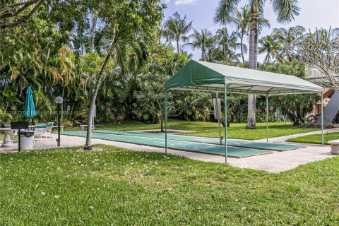 Condominio en venta en Hallandale Beach, Florida, 1 dormitorio, 72.93 m2 № 1701128 - foto 30
