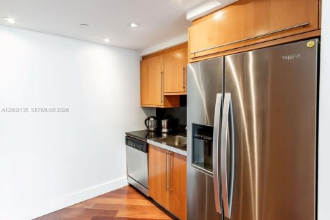 Купить кондоминиум в Майами-Бич, Флорида 1 спальня, 75.07м2, № 2066393 - фото 17