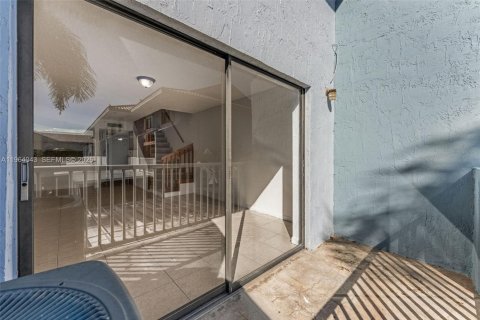 Купить кондоминиум в Хайалиа, Флорида 2 спальни, 93.83м2, № 2025728 - фото 11