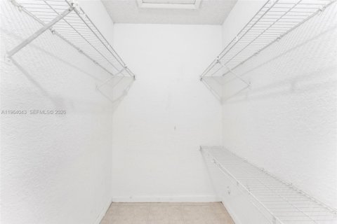 Купить кондоминиум в Хайалиа, Флорида 2 спальни, 93.83м2, № 2025728 - фото 19