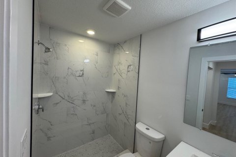 House in Okeechobee, Florida 3 bedrooms, 115.85 sq.m. № 1608483 - photo 13