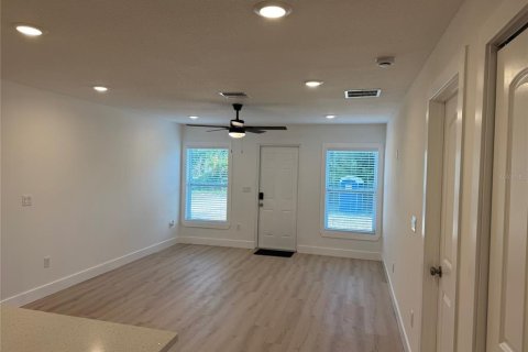 House in Okeechobee, Florida 3 bedrooms, 115.85 sq.m. № 1608483 - photo 3