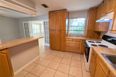 Casa en venta en Tampa, Florida, 3 dormitorios, 143.81 m2 № 2386694 - foto 11
