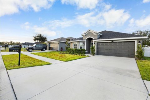 Villa ou maison à louer à Hudson, Floride: 3 chambres, 141.86 m2 № 2410019 - photo 5