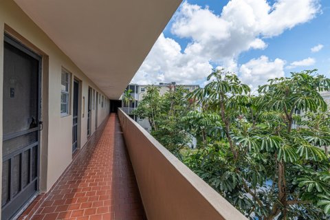 Купить кондоминиум в Майами, Флорида 3 комнаты, 122.17м2, № 2146844 - фото 4