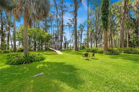 Villa ou maison à vendre à Melrose, Floride: 3 chambres, 195.09 m2 № 1242862 - photo 8