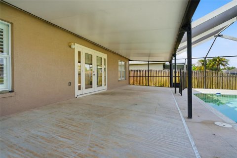 House in Wesley Chapel, Florida 3 bedrooms, 134.62 sq.m. № 2195673 - photo 23