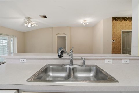 House in Wesley Chapel, Florida 3 bedrooms, 134.62 sq.m. № 2195673 - photo 16