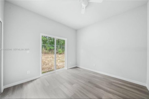 House in Sebring, Florida 3 bedrooms, 123.56 sq.m. № 1994687 - photo 9