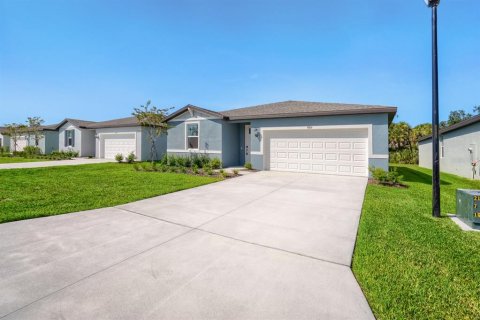 House in Parrish, Florida 4 bedrooms, 170.94 sq.m. № 2210183 - photo 2