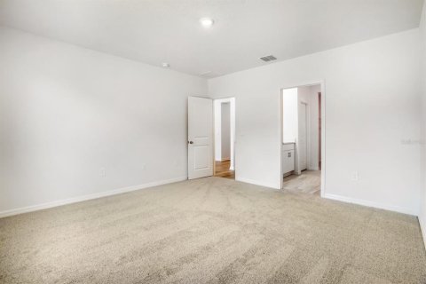 House in Parrish, Florida 4 bedrooms, 170.94 sq.m. № 2210183 - photo 14