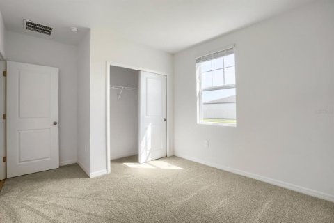 House in Parrish, Florida 4 bedrooms, 170.94 sq.m. № 2210183 - photo 19