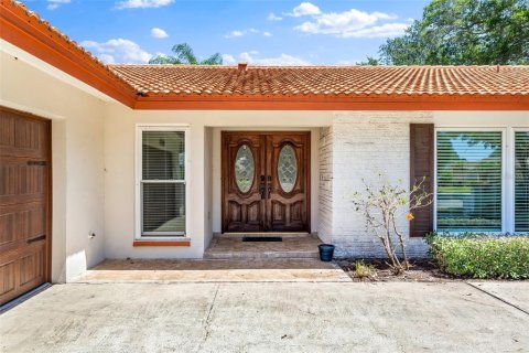 House in Clearwater, Florida 4 bedrooms, 213.02 sq.m. № 1771319 - photo 3