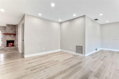 House in Clearwater, Florida 4 bedrooms, 213.02 sq.m. № 1771319 - photo 7