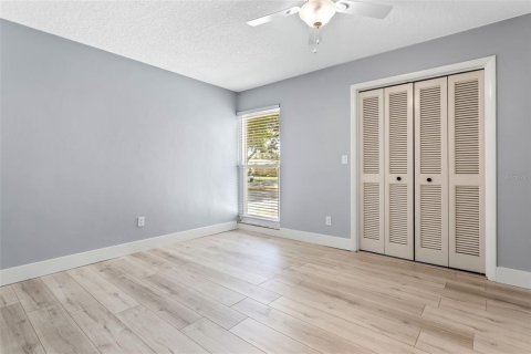 House in Clearwater, Florida 4 bedrooms, 213.02 sq.m. № 1771319 - photo 16