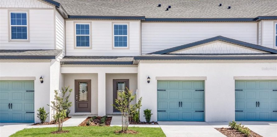 Townhouse in Dundee, Florida 2 bedrooms, 146.23 sq.m. № 2215297