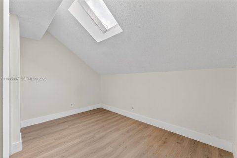 Купить виллу или дом в Мирамар, Флорида 3 спальни, 126.63м2, № 2067430 - фото 22