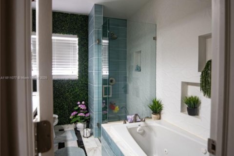 Villa ou maison à vendre à Lauderhill, Floride: 3 chambres, 156.26 m2 № 1960025 - photo 21