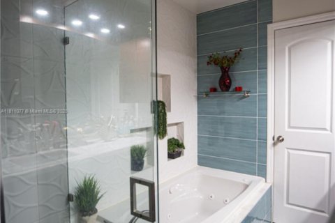 Villa ou maison à vendre à Lauderhill, Floride: 3 chambres, 156.26 m2 № 1960025 - photo 20