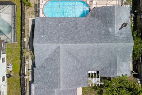 Villa ou maison à vendre à Lauderhill, Floride: 3 chambres, 156.26 m2 № 1960025 - photo 1