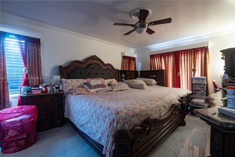 Villa ou maison à vendre à Lauderhill, Floride: 3 chambres, 156.26 m2 № 1960025 - photo 18