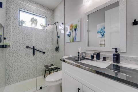 House in Lehigh Acres, Florida 3 bedrooms, 156.17 sq.m. № 2097330 - photo 26