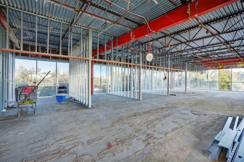 Купить коммерческую недвижимость в Холливуд, Флорида № 2031620 - фото 30