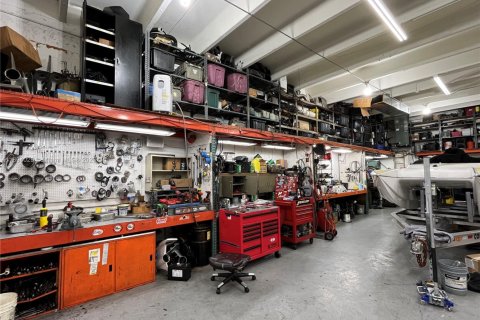 Propiedad comercial en venta en Cutler Bay, Florida № 2014079 - foto 14