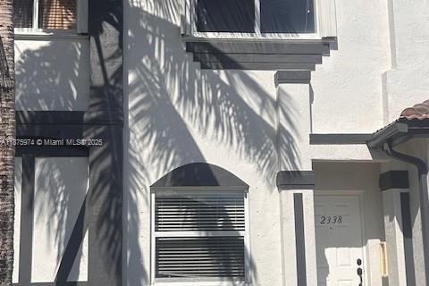 Copropriété à louer à Homestead, Floride: 3 chambres, 134.89 m2 № 1927903 - photo 1