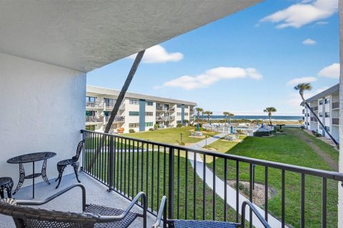 Copropriété à vendre à Ormond Beach, Floride: 2 chambres, 100.98 m2 № 2094170 - photo 10
