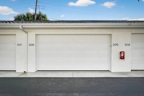 Copropriété à vendre à Ormond Beach, Floride: 2 chambres, 100.98 m2 № 2094170 - photo 26